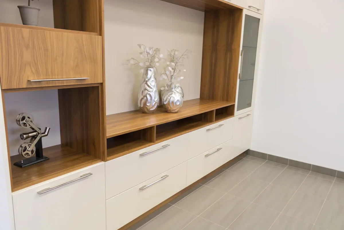 Muebles multifuncionales para ampliar el espacio de la casa.