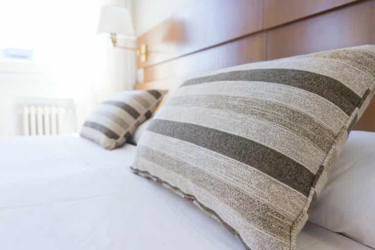 11 ideas para decorar el cabecero de tu cama