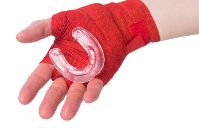 ¿Qué es un protector bucal y cuándo se recomienda usarlo?