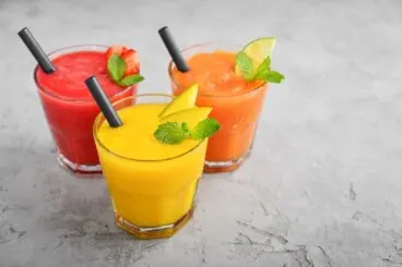 4 recetas de batidos tropicales para calmar el hambre