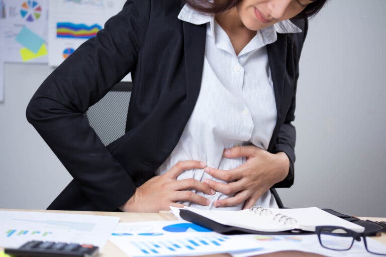 Oler flatulencias sí podría tener beneficios, según la ciencia