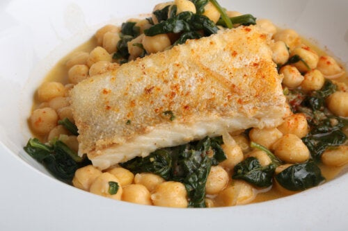 Garbanzos con bacalao: receta fácil y deliciosa