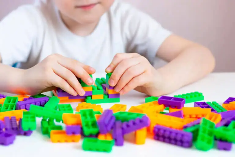 Motricidad fina: en qué consiste y consejos para desarrollarla