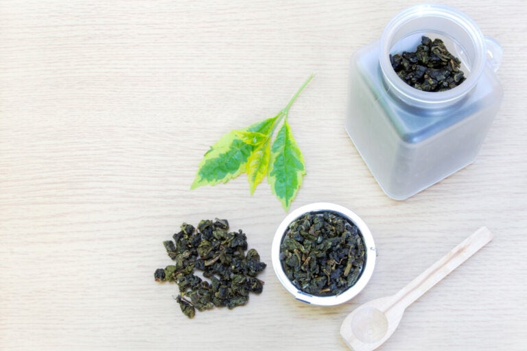 Una nueva investigación explica las propiedades antihipertensivas del té  verde y negro