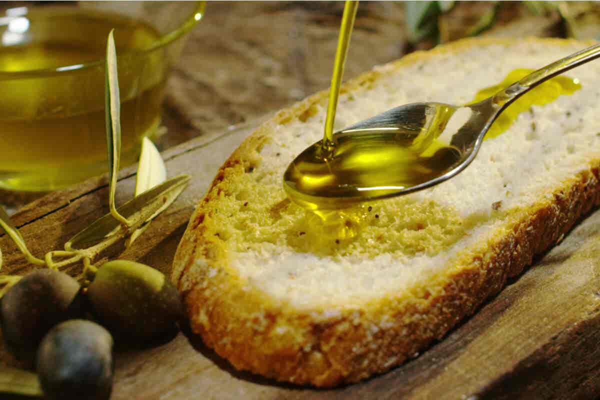 Aceite de oliva en la dieta mediterránea.