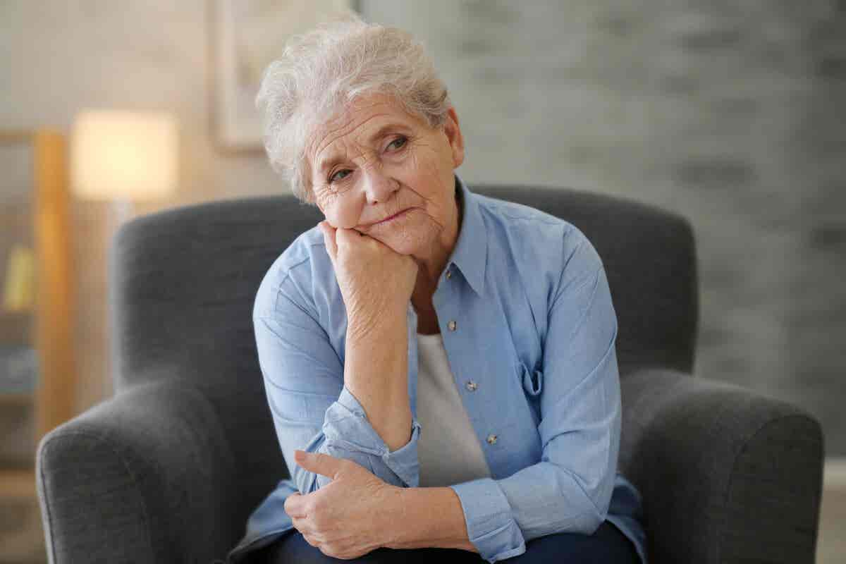 La enfermedad tiroidea y el estado de ánimo en personas mayores