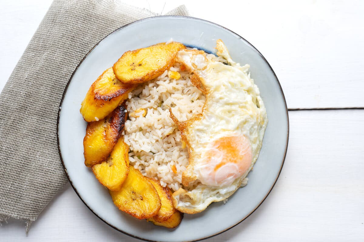 Arroz a la cubana.