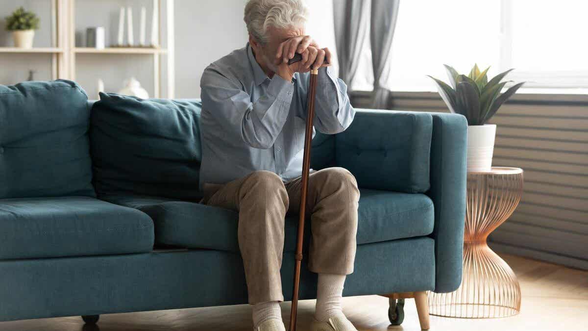 Dépression chez les personnes âgées causes, symptômes et Dépression chez les personnes âgées causes, symptômes et