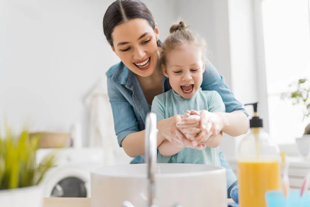 Los valores que debes enseñarles a tus hijos en cualquier momento