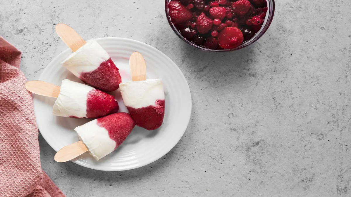 Helados de frambuesas con yogur