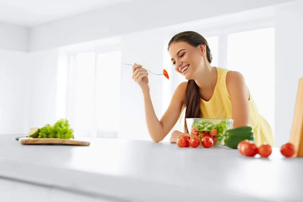 Alimentación zen en una mujer.