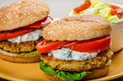 ¿Cómo preparar una hamburguesa de tofu?
