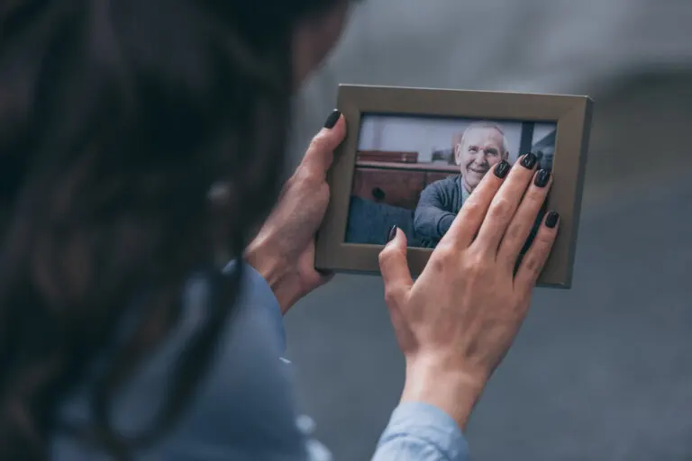 ¿Cómo honrar la memoria de un ser querido?