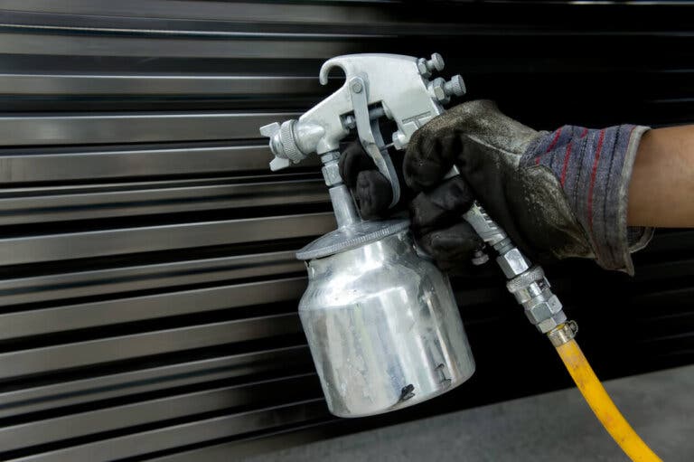 ¿Cómo pintar acero inoxidable?