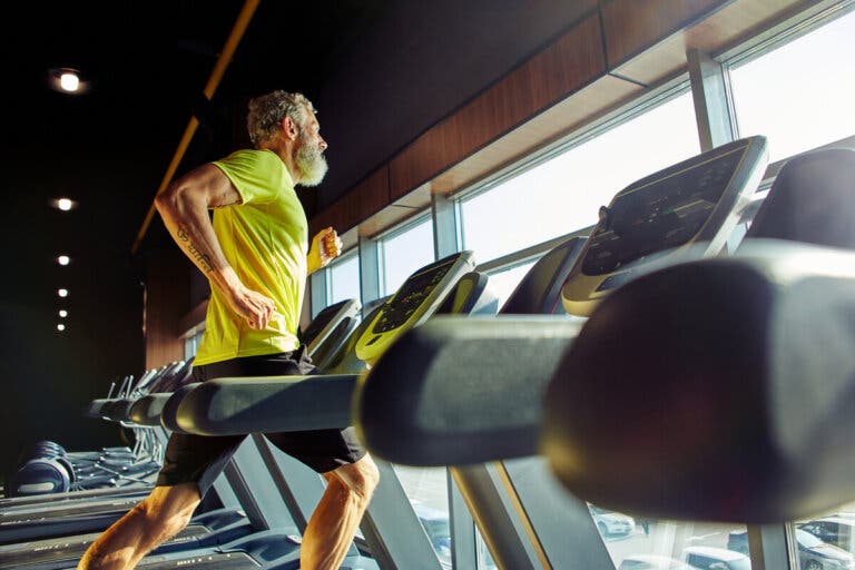 6 consejos para entrenar después de los 50