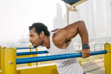 Ejercicio de fondos: características y variaciones para la rutina