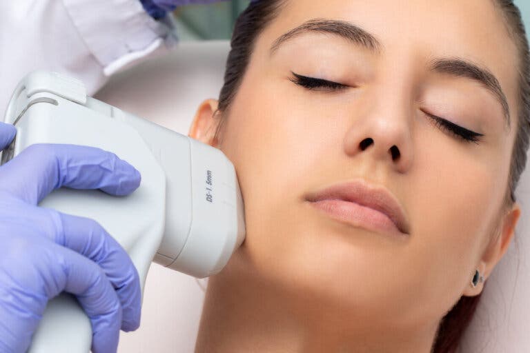 Depilación facial: todo lo que debes saber