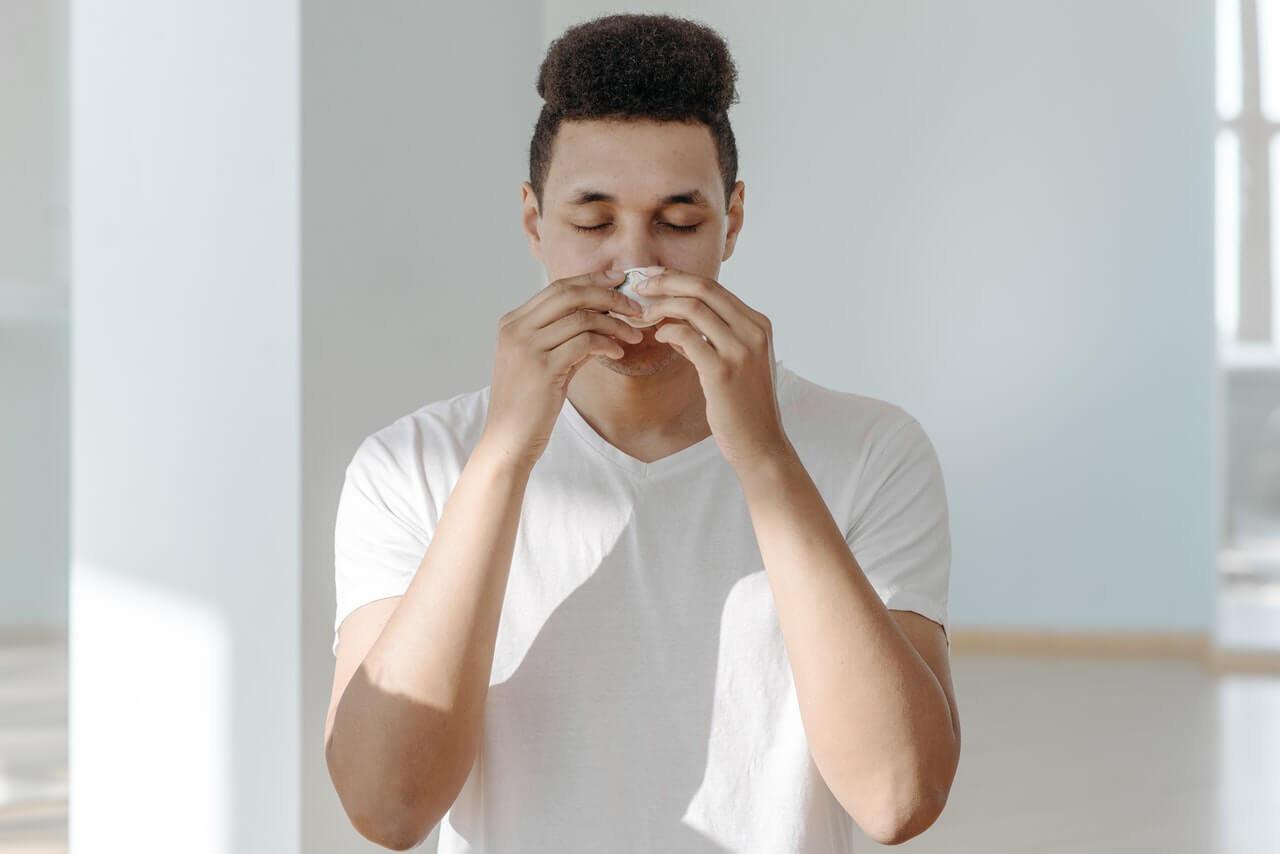 ¿Cómo provocar un estornudo de forma voluntaria?