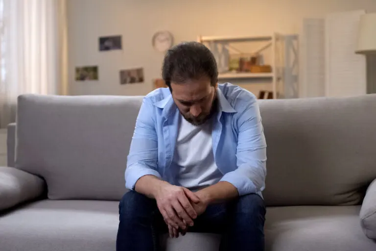 ¿Cuáles son los signos de una crisis de la mediana edad?