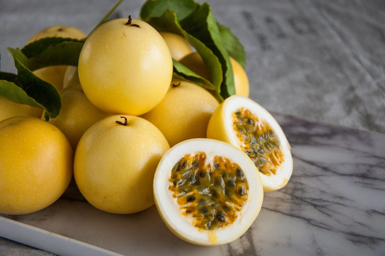 fruit de la passion jaune