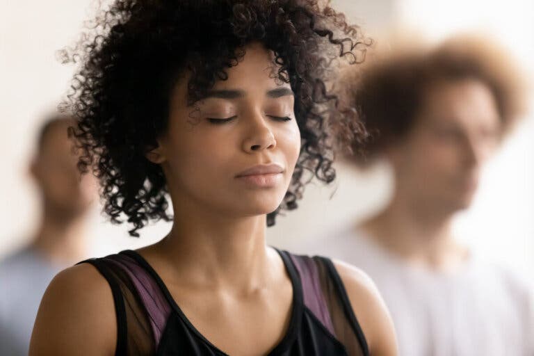 Beneficios y riesgos de la respiración holotrópica