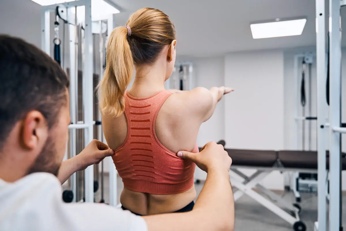 Physiothérapie pour les fractures des côtes.