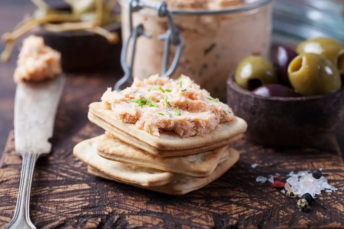 Receita para preparar um antepasto de atum