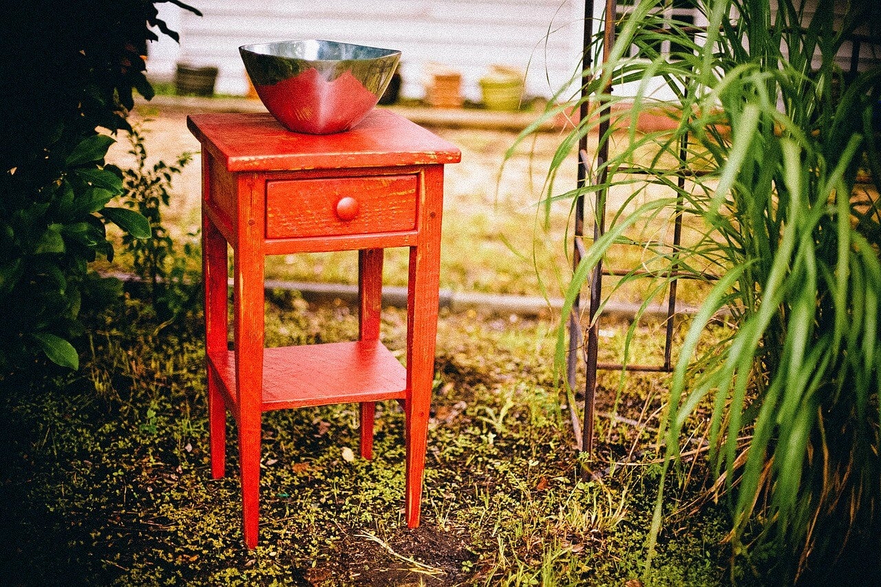 Table d'appoint recyclée.