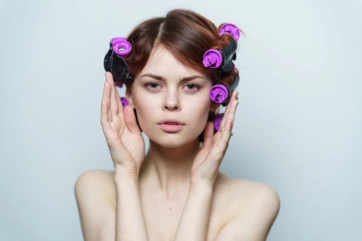 Mehr Volumen für feines Haar - Lockenwickler