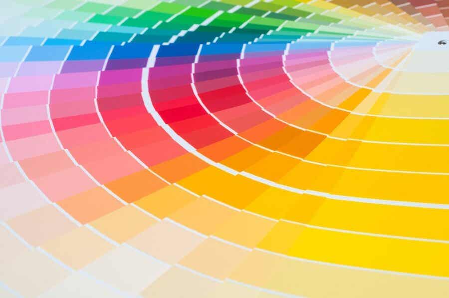 Palette de couleurs pour peindre le carrelage de la salle de bain ou de cuisine.