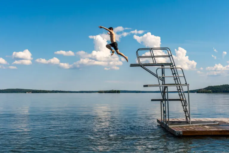 5 beneficios de practicar natación de cara al verano