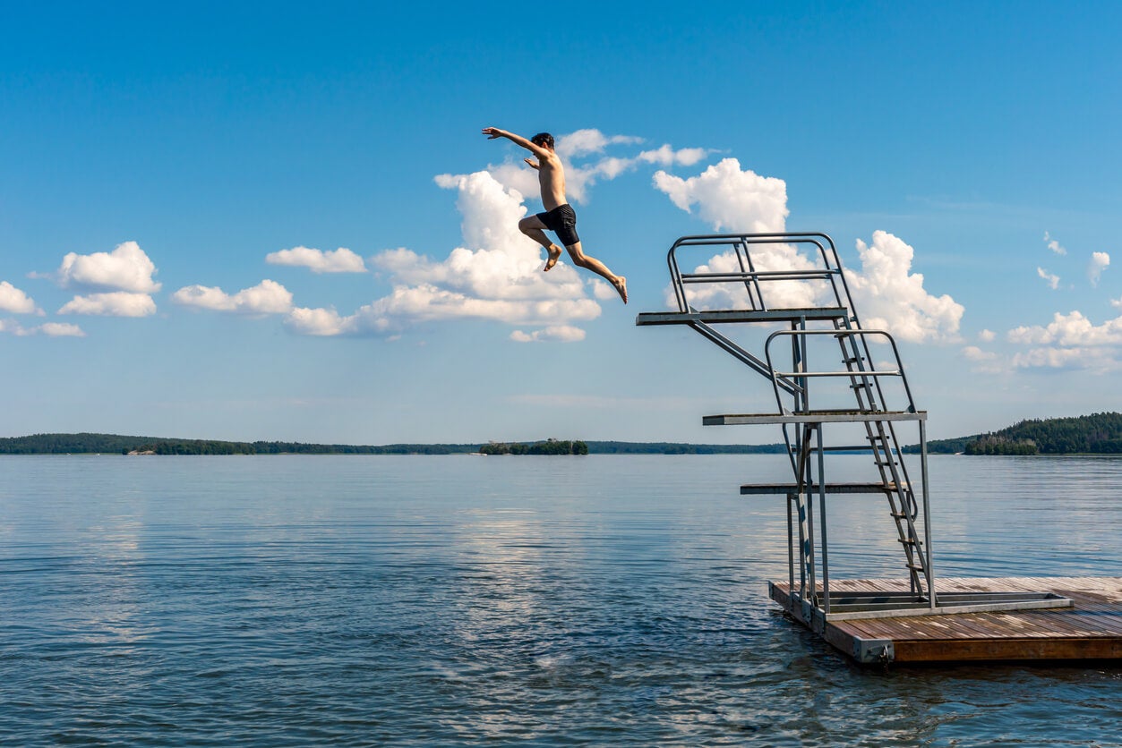 5 beneficios de practicar natación de cara al verano