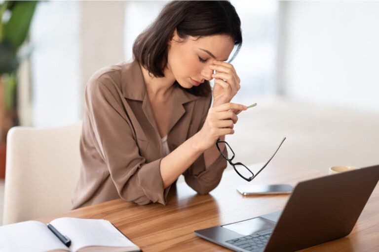 17 consejos para evitar problemas de vista mientras teletrabajas