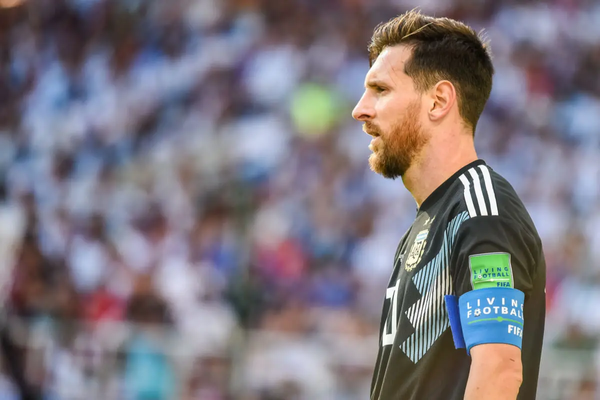 Messi inspira a Mbappé.