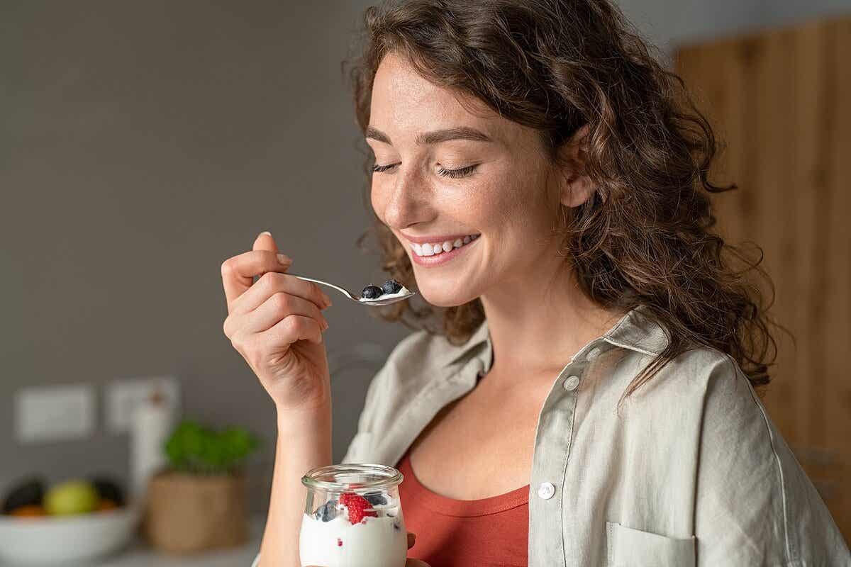 6 recetas de desayunos saludables con yogur