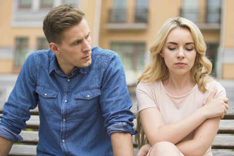 6 formas de alegrar a tu pareja cuando está molesta contigo