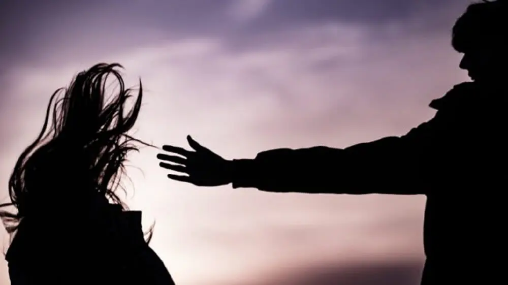 Signos de violencia en las parejas adolescentes.