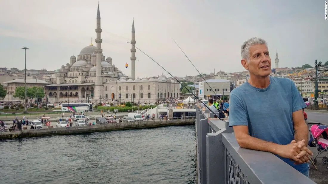 Bourdain en uno de sus viajes