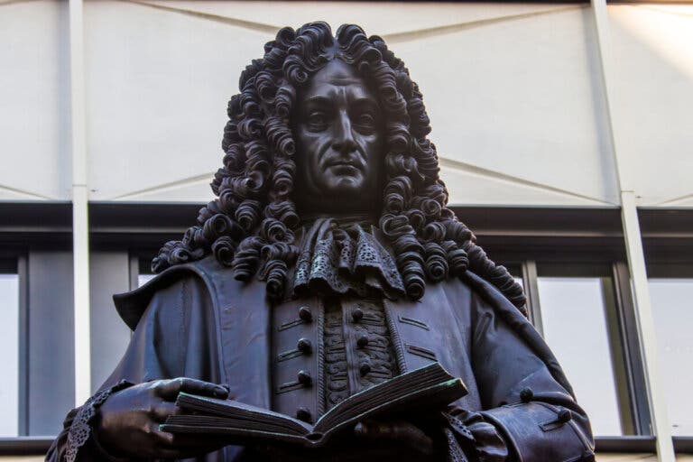 Gottfried Leibniz: aportes a la ciencia del "último genio universal"