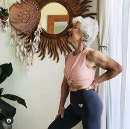 Rutinas de una abuelita que se convirtió en influencer fitness