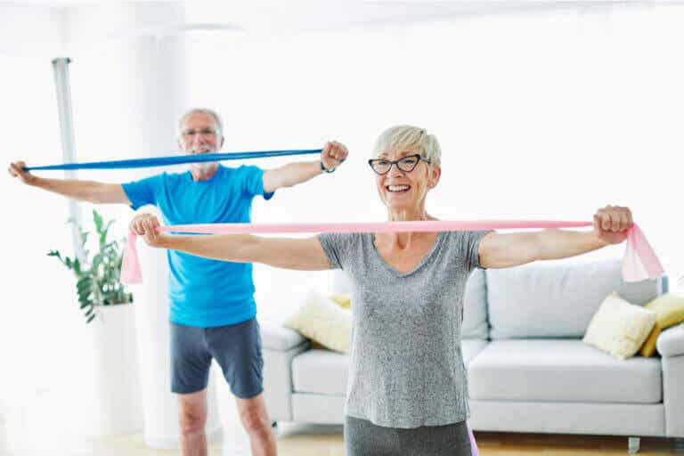 Benefits of resistance training for older adults