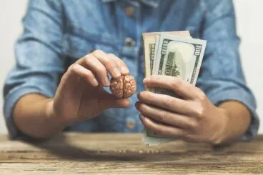 ¿En qué consiste el efecto dotación?