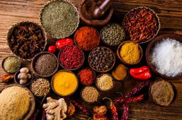 10 especias infaltables en la comida india