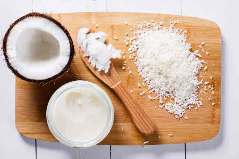 Cómo preparar y utilizar mantequilla de coco en casa