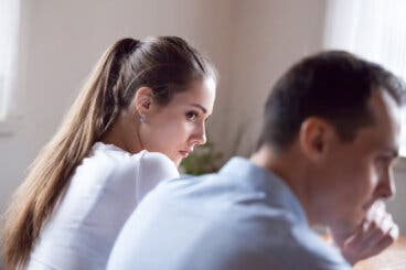¿Por qué se siente rencor hacia la pareja y cómo superarlo?
