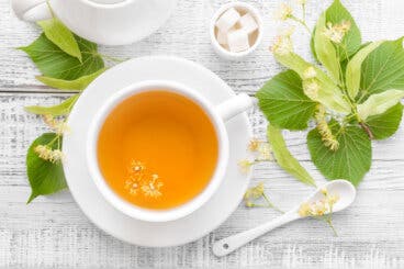 Té de tila: usos, beneficios y contraindicaciones