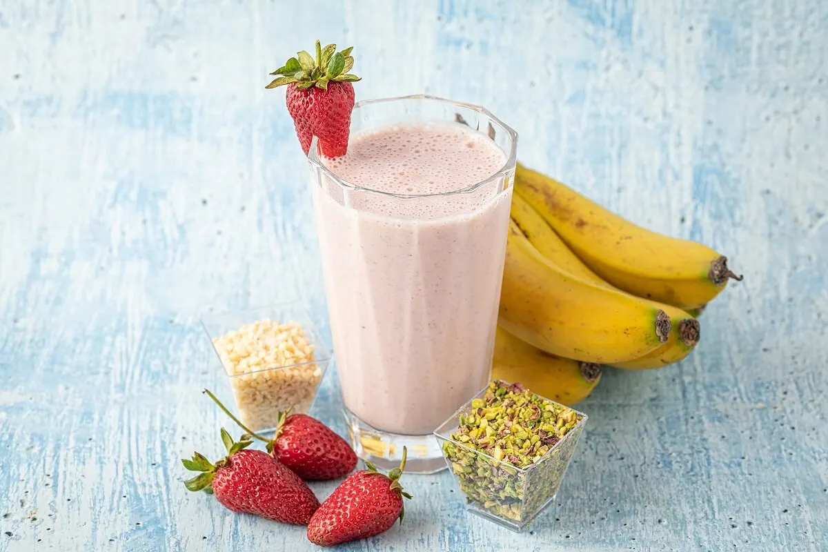Smoothie de fresas y banana