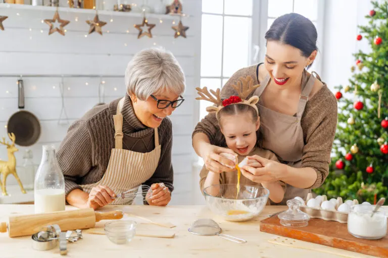 Galletas navideñas que puedes preparar en compañía de los niños