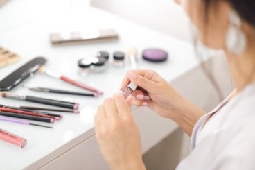 ¿En qué orden se aplican los productos de maquillaje?