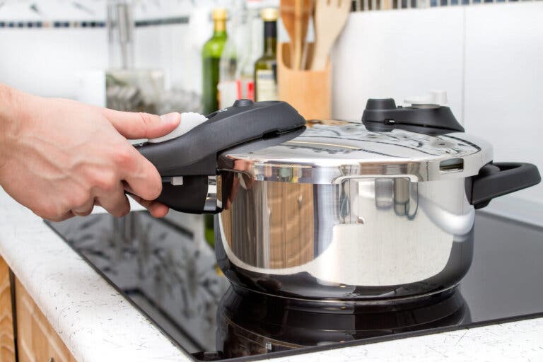 5 riesgos de una olla a presión